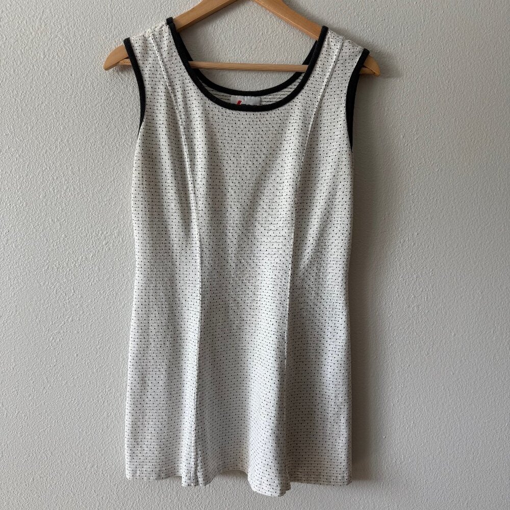 Sleeveless White & Black Dot Shift Dress